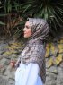 Mahmuna - Hijab A Motifs Satin Taupe