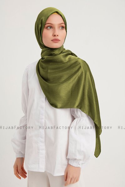 Berrak - Hijab Janjanli Kaki