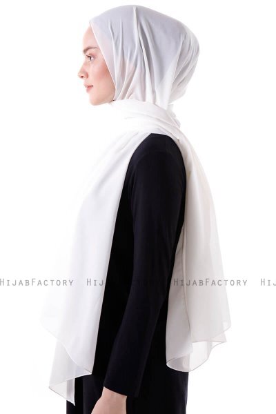 Hadise - Hijab Chiffon Crème