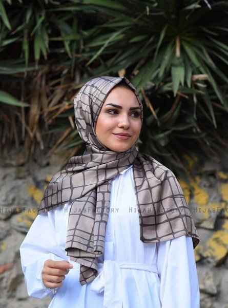 Mahmuna - Hijab A Motifs Satin Taupe