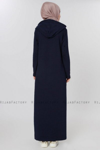 Nasira Marinblå Klänning Med Hood 280097f