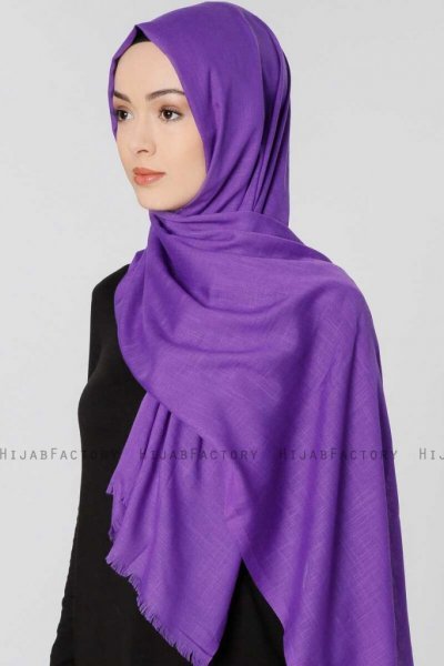 Selma Ljuslila Enfärgad Hijab Sjal Gülsoy 300220b