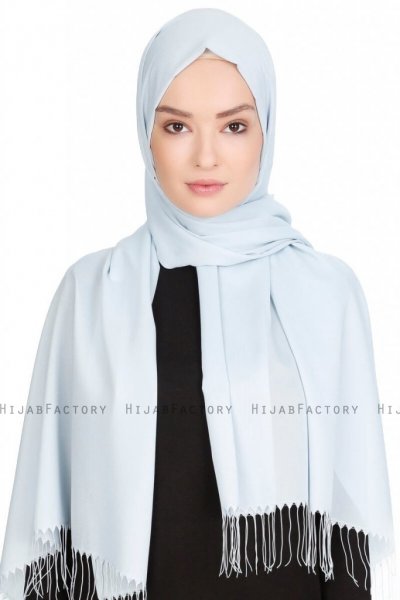 Sinem Ljusblå Chiffon Hijab Med Fransar 4A1404a