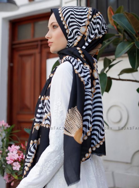 Yumna - Hijab à Motifs Bleu Marin Foncé