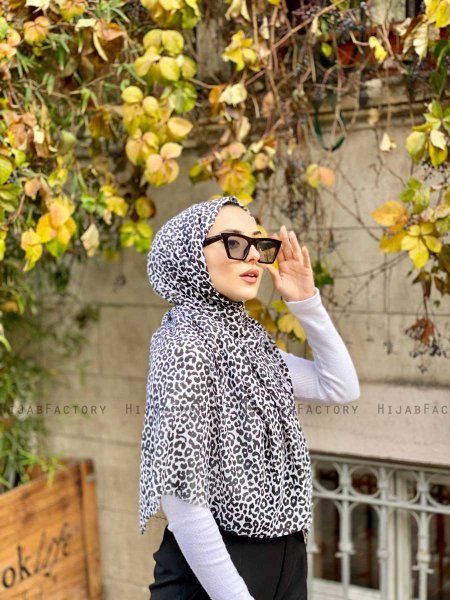 Suha - Hijab En Coton à Motif Léopard Noir & Blanc