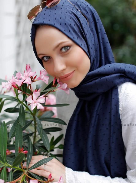 Malika - Hijab Bleu Marin - Sal Evi