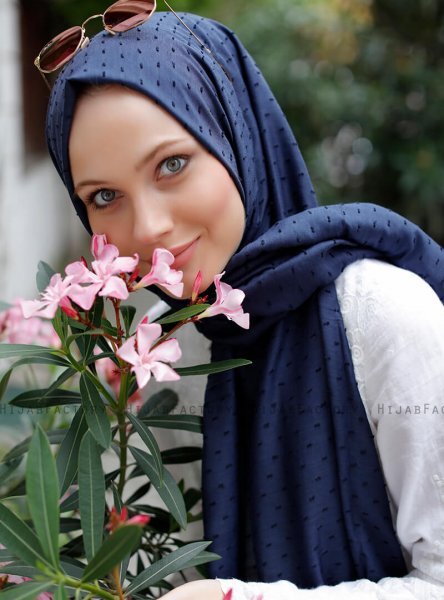 Malika - Hijab Bleu Marin - Sal Evi